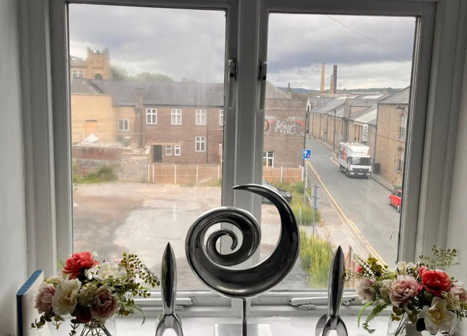 Luxurious Studio Flat In Shipley Central